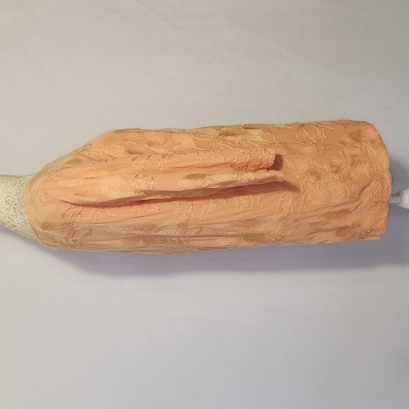 Soft Surroundings Peach Cecile Asymmetrical Floral Embroidered 3/4 Sleeve Tunic - Picture 9 of 13